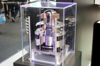 Microgen Stirlingmotor auf der ISH 2011 (Bild: BHKW-Infothek, C. Stahl)